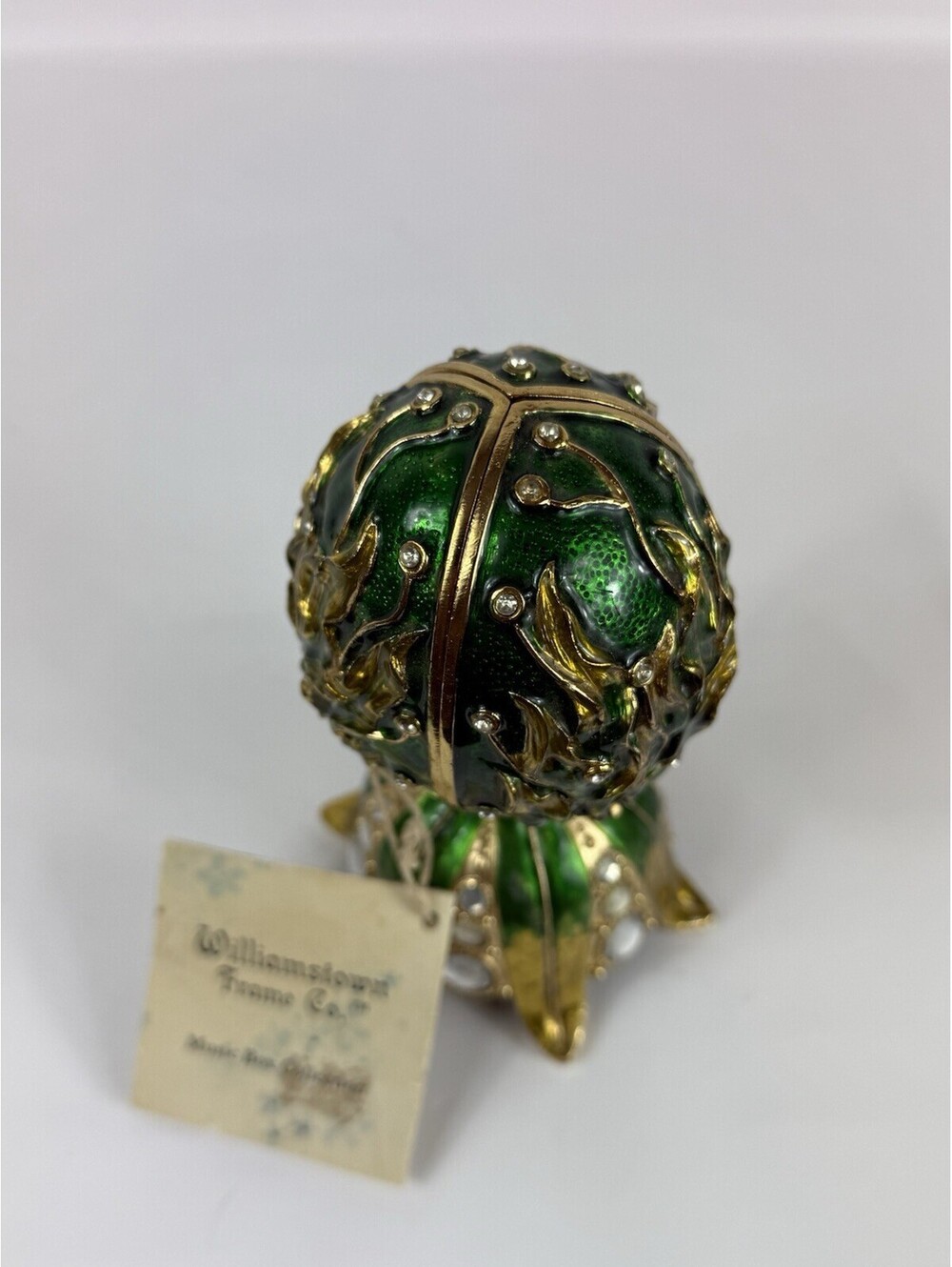 Williamstown Music Box Collection Hand Painted Pastel Easter Egg Music Box Green - Picture 9 of 12